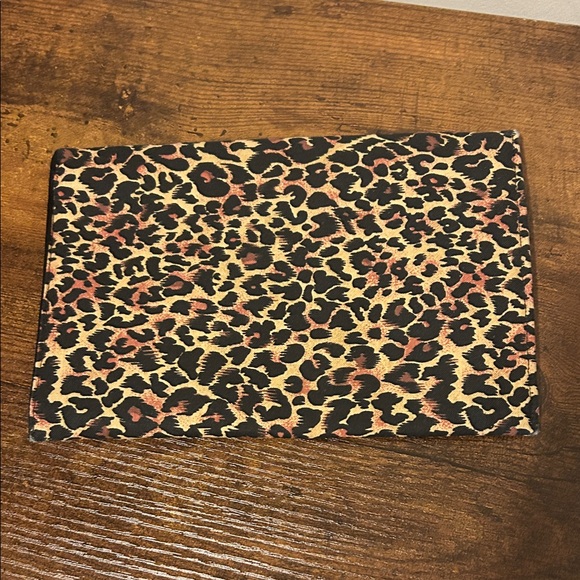 Leopard Print Travel Clutch* - Picture 5 of 7